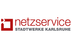 Logo von "netzservice" mit dem Untertitel "STADTWERKE KARLSRUHE" und einem roten Quadrat mit einem weißen Symbol.